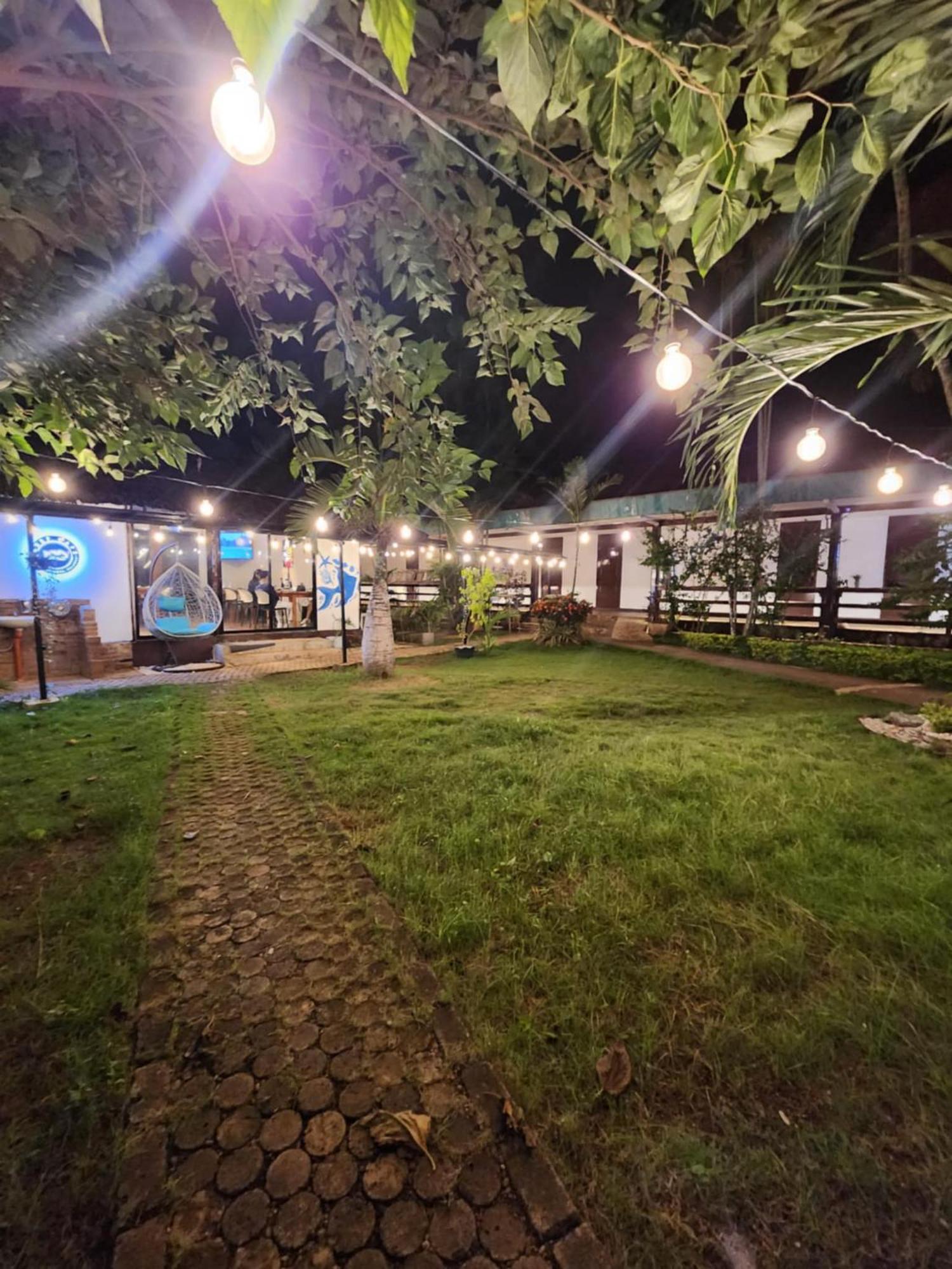 Reef Hostel Puerto Princesa Екстериор снимка