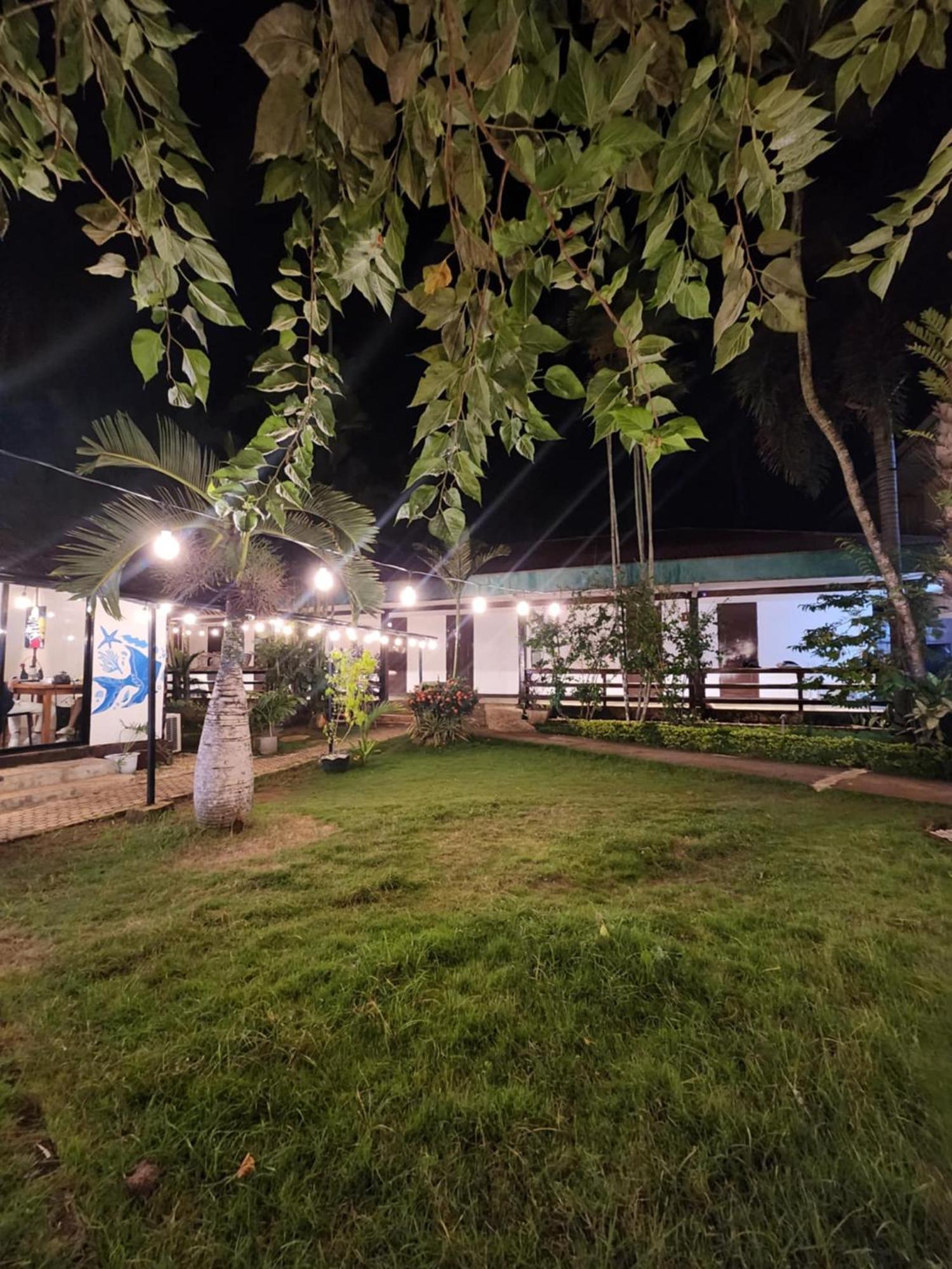 Reef Hostel Puerto Princesa Екстериор снимка