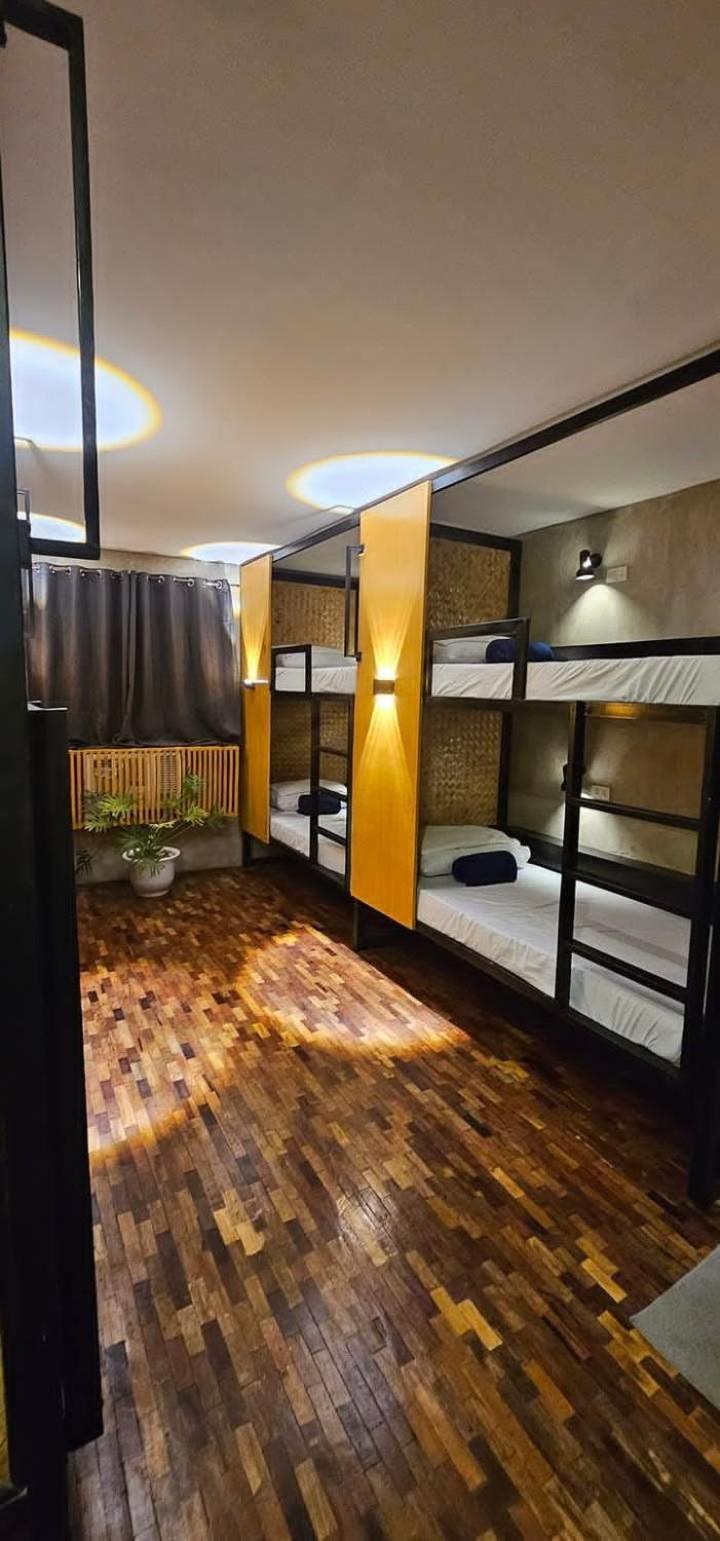 Reef Hostel Puerto Princesa Екстериор снимка
